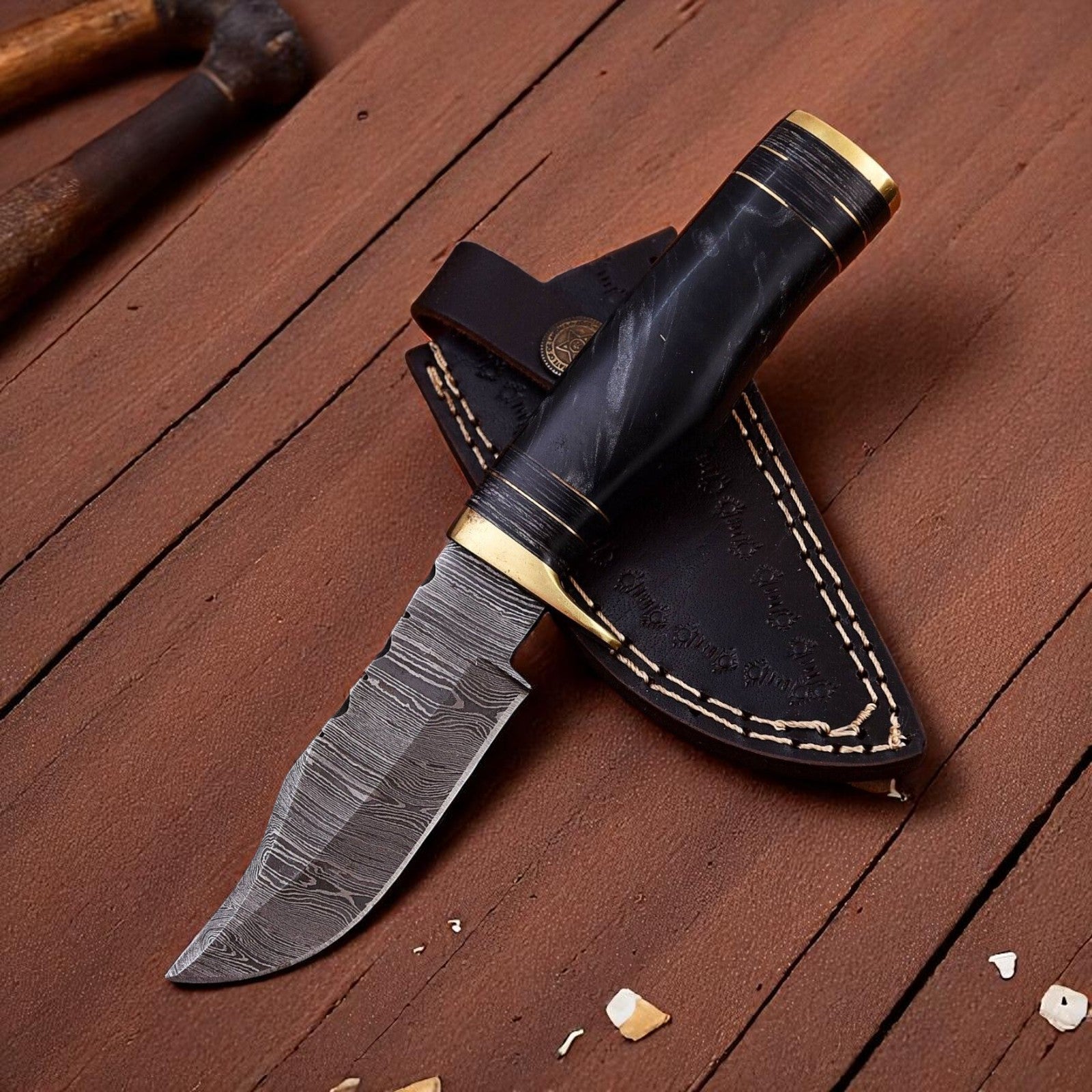 Custom Handmade Damascus Hunting Knife – 8" with Sheath