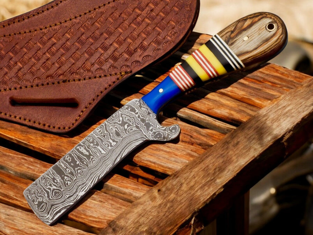 Custom Handmade Bull Cutter Knife – Damascus Steel, 8"
